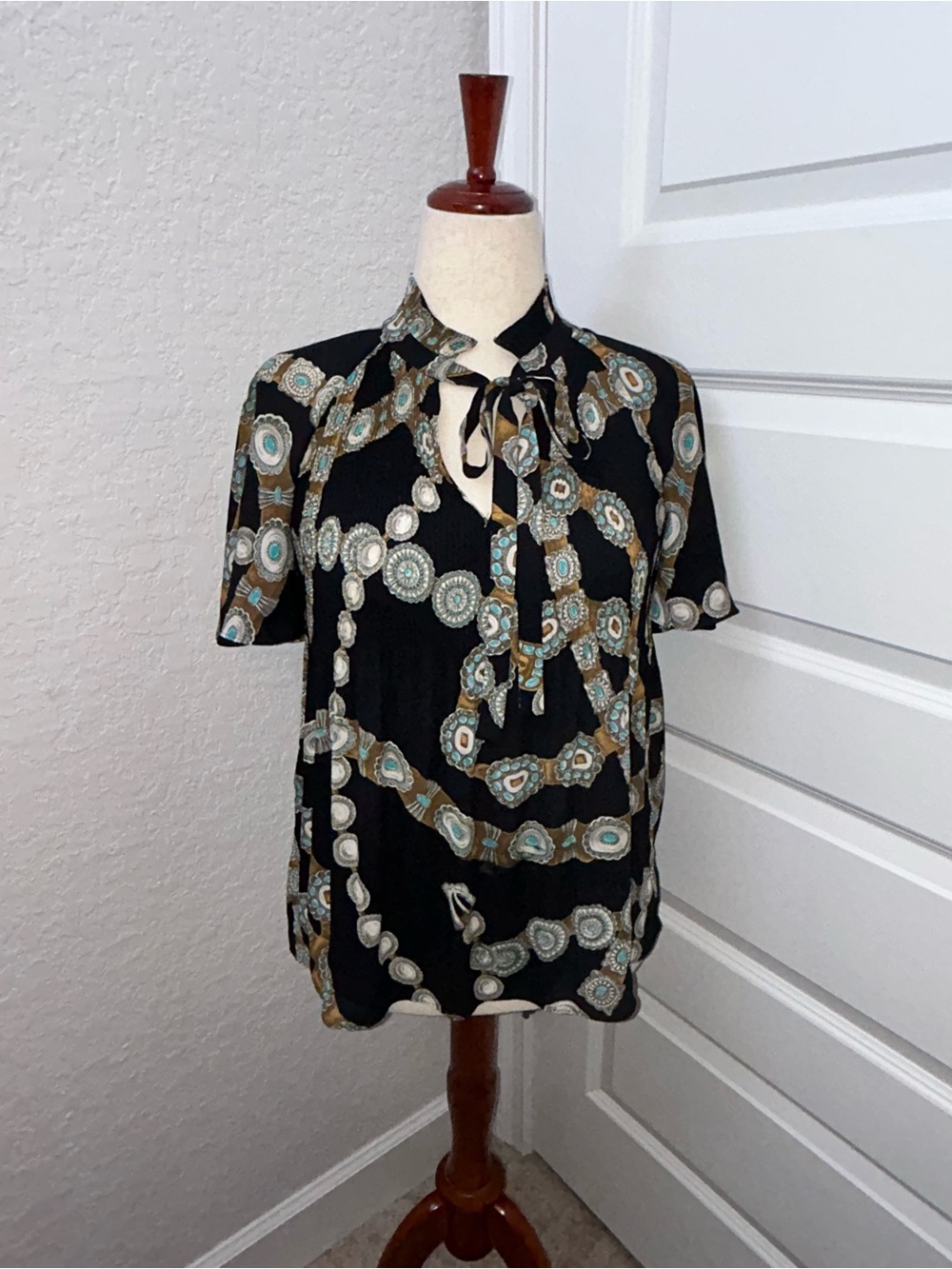 Lauren Ralph Lauren Western Concho Belt Print Tie-Neck Short Sleeve Blouse Top